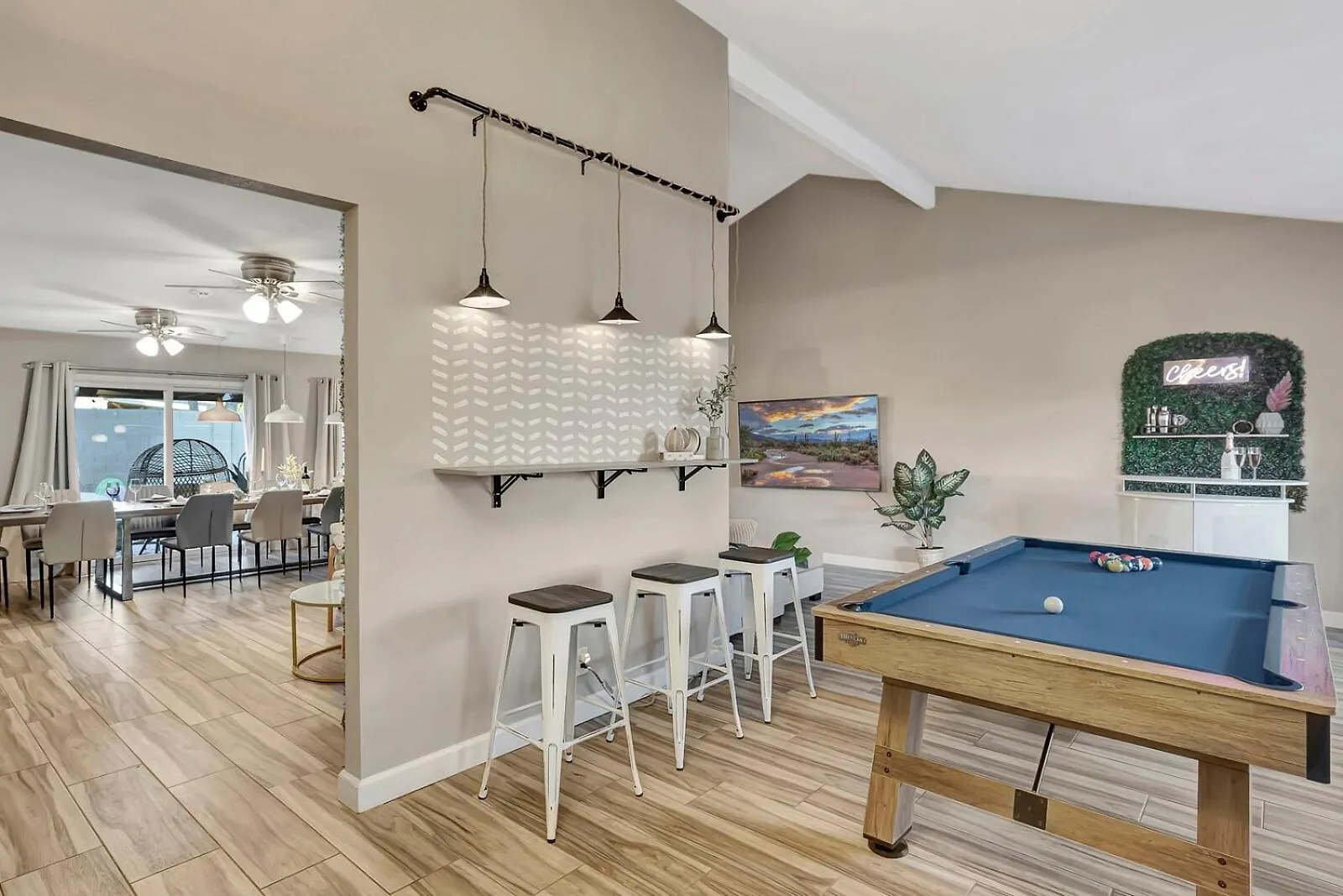 *NEW*Designer Oasis 4BDRM W/Pool/Jacuzzi/PoolTable/Mini Botanical Garden Villa Scottsdale